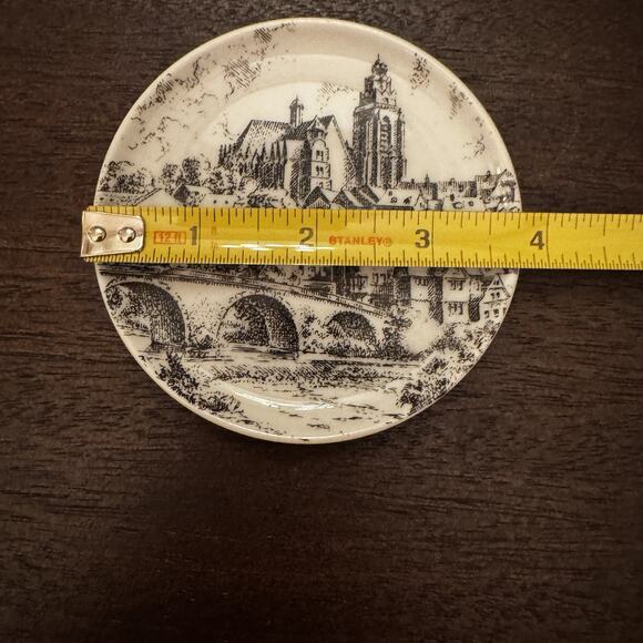 Vintage Wetzlar Germany Collectible Mini Plates Set of 3 German Souvenir Marked - Picture 10 of 10